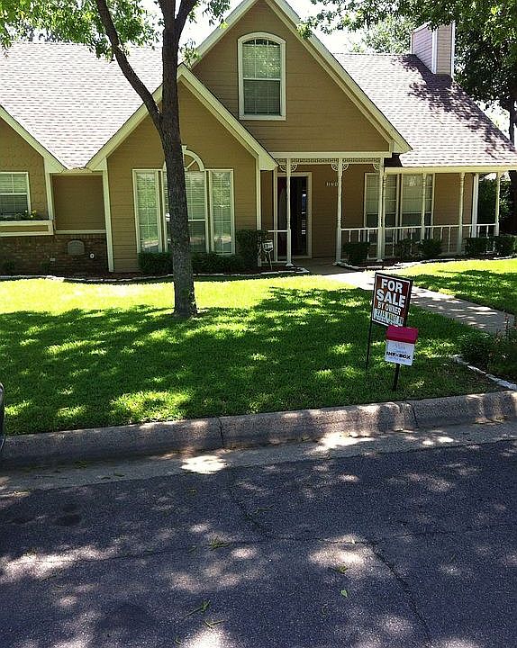 1st image of 2715 Wolff Dr