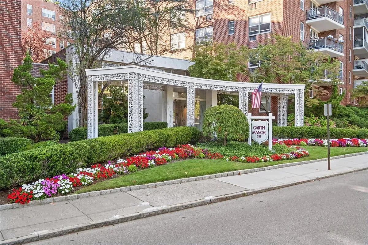 2 bed, 2.0 bath, 1150 sqft, $3,800 — Photo 1