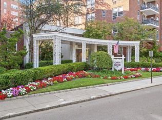 281 Garth Rd APT C2h, Scarsdale, NY 10583