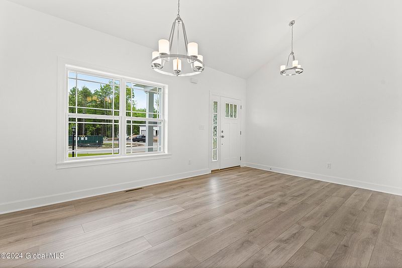 5th image of 6 Brooke Court