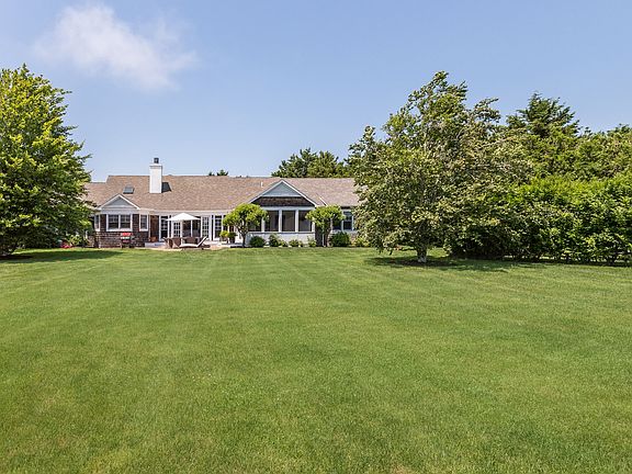 3rd image of 31 Millfarm Ln