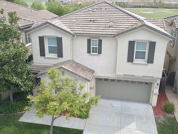 3rd image of 10814 Peony Place Dr