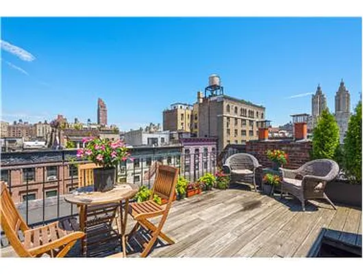 Sold by Douglas Elliman | media 16