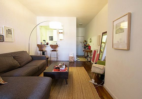 2nd image of 57 W 84th St APT 4D