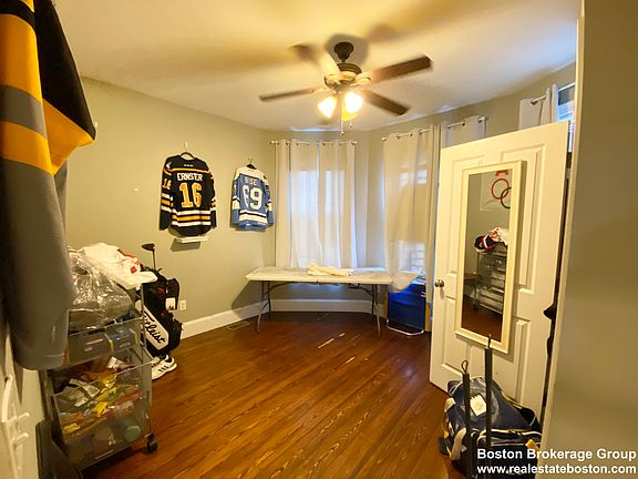 4th image of 178 Hillside St APT 1