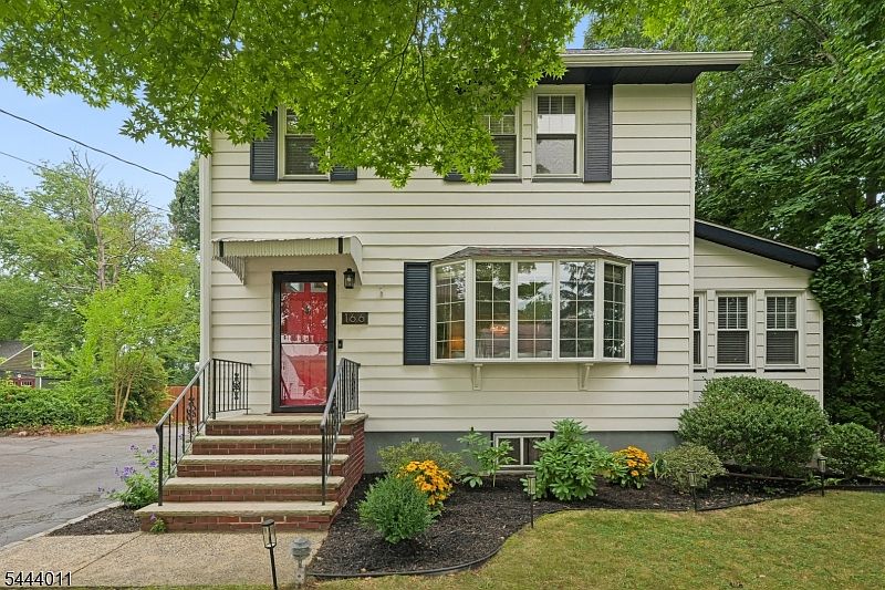 1st image of 166 Tooker Avenue
