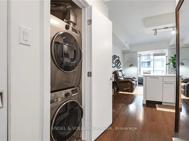 108 Richmond Rd #208 — Photo 16
