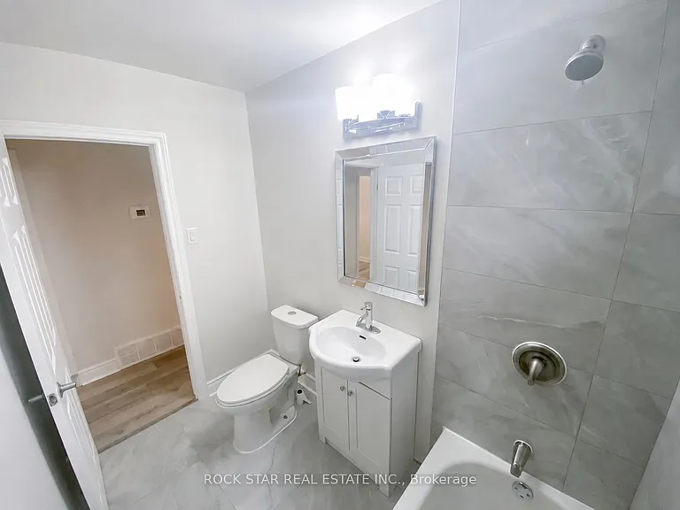 227 Fernwood Cres #MAIN — Photo 9