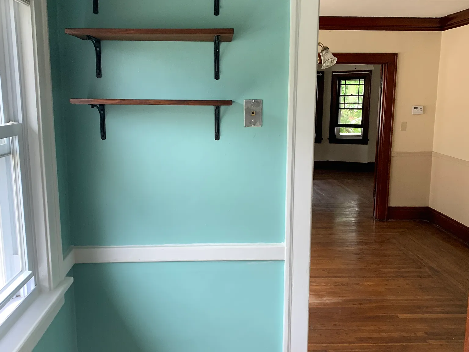 3 bed, $1,450 — Photo 1