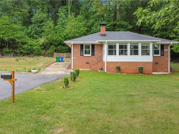 2686 Snapfinger Rd, Decatur, GA 30034