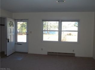 1501 Austin Dr, Suffolk, VA 23434