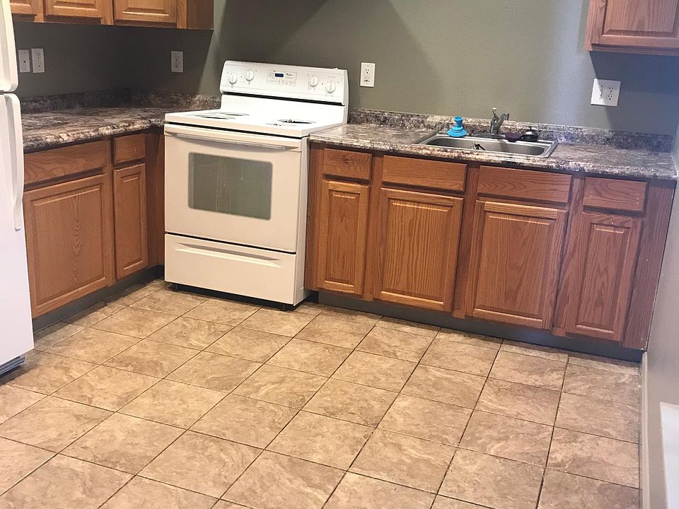 1st image of 7460 Rogers Ln APT 4
