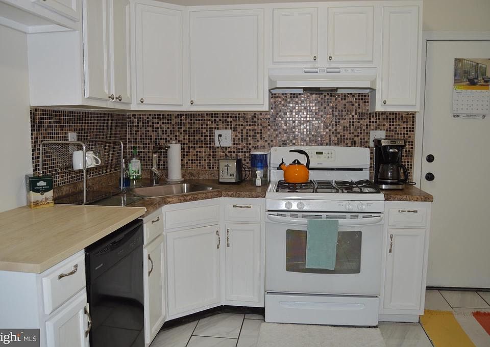 1st image of 2304 Margaret St
