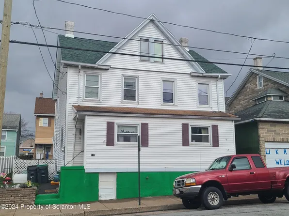 117-119 E Cranberry Ave, Hazleton, PA 18202