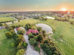 215 Signal Oak Ct, Baldwin City, KS 66006