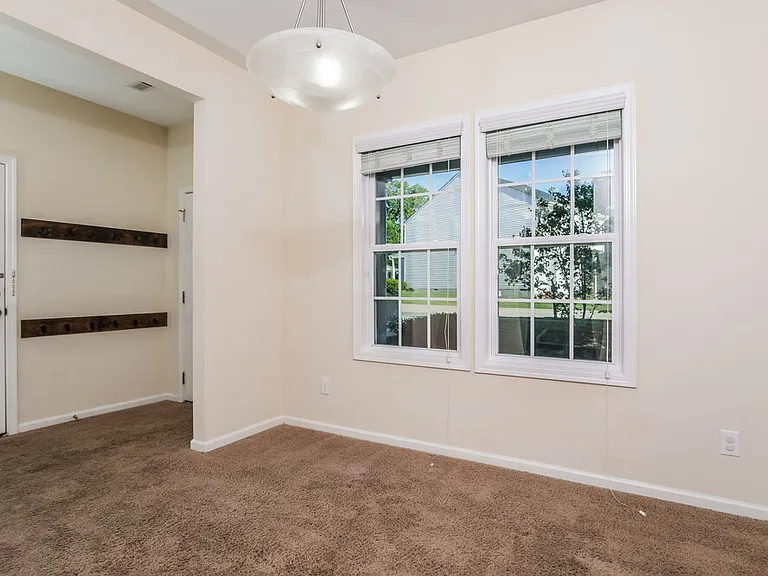 1301 Braemar Highland Dr — Photo 6