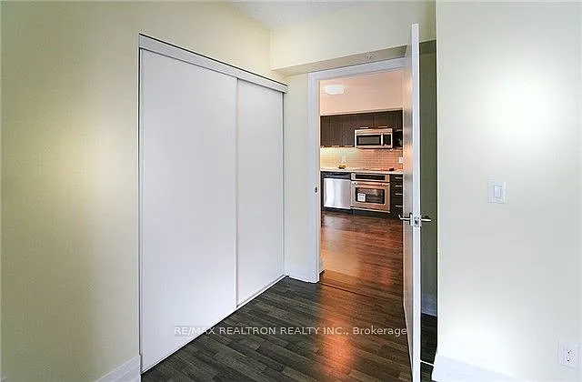 565 Wilson Ave #702W — Photo 14