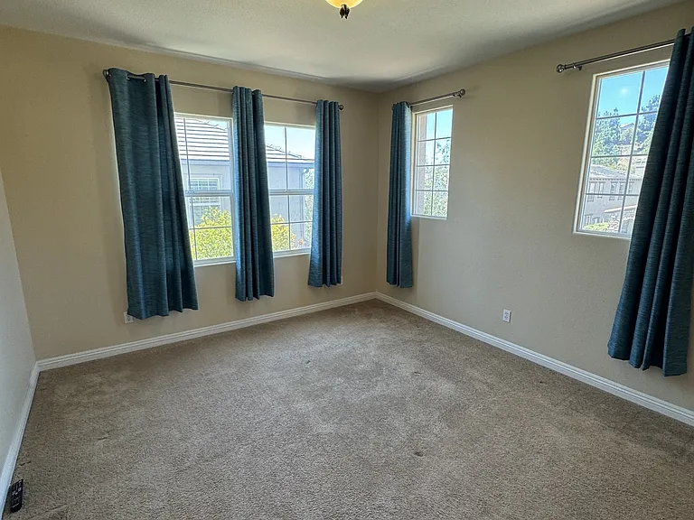 851 Antilla Way — Photo 26