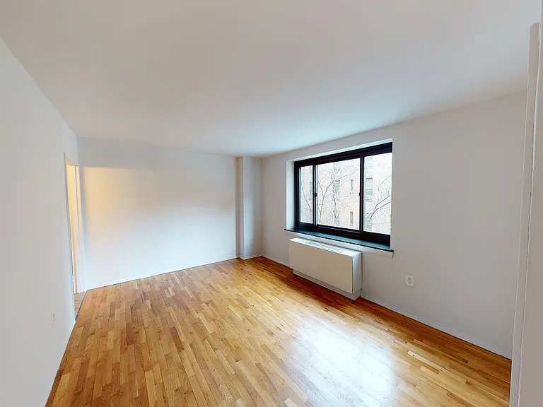 284 Mott St #2M — Photo 7