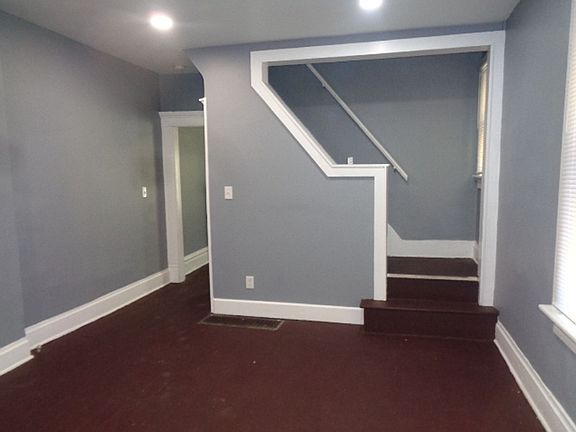 4th image of 33-35 W Park Ave