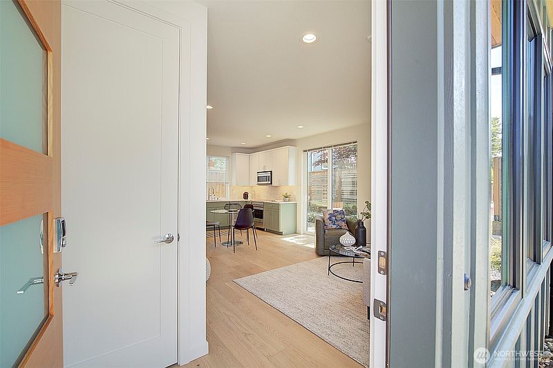 2nd image of 8319 25th Avenue NW