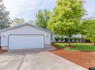 3489 Lake Vanessa Cres NW, Salem, OR 97304