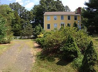 17 Cedar Meadow Rd, Moodus, CT 06469