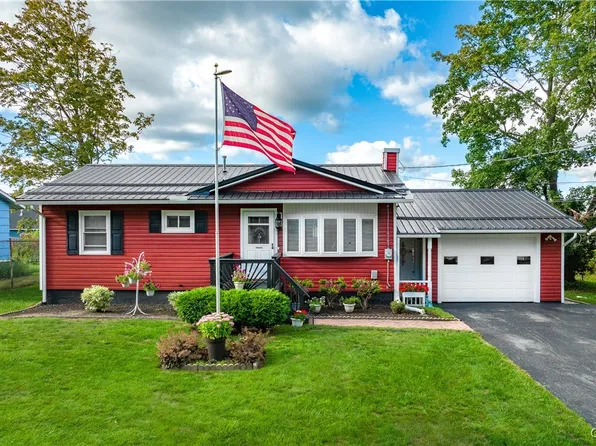 111 Henderson Blvd, Syracuse, NY 13209