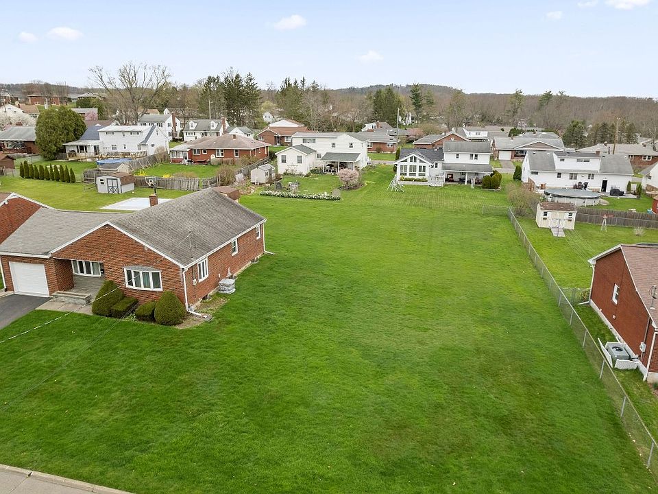 2815 Yale St, Endwell, NY 13760 Zillow