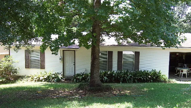111 Valley View Dr