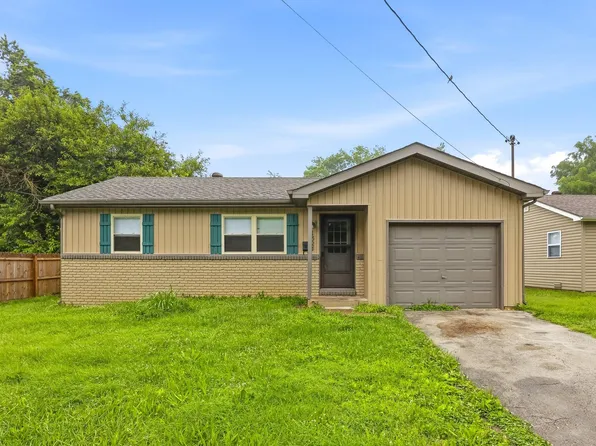 1324 S Estate Avenue, Springfield, MO 65804