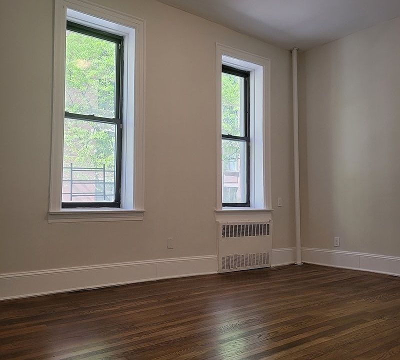 1st image of 1080 Park Ave #W2
