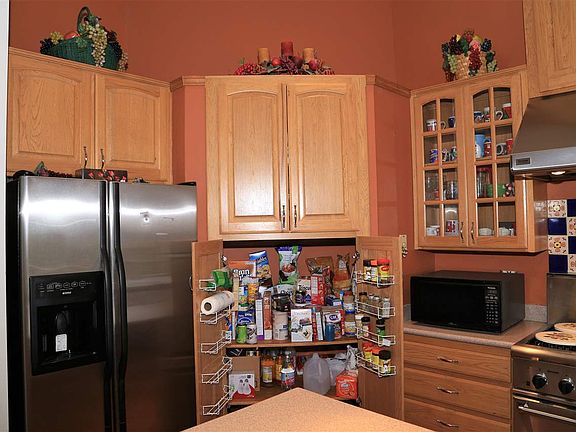 4th image of 4105 Wycliffe Dr