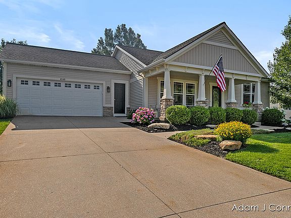 3rd image of 4549 Serry Dr