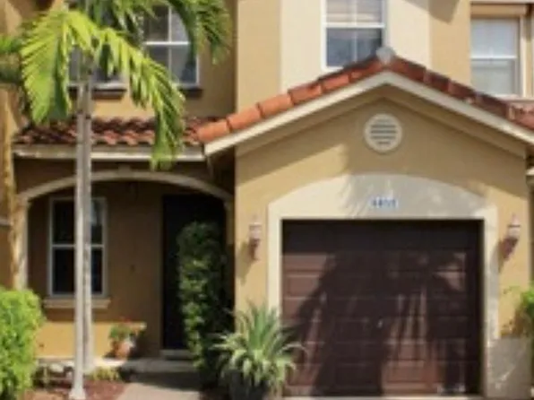 8857 SW 108th Pl, Miami, FL 33176