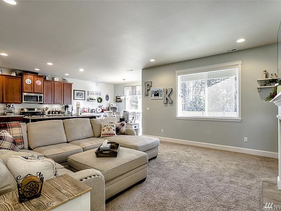 5th image of 9316 198th Street Ct E