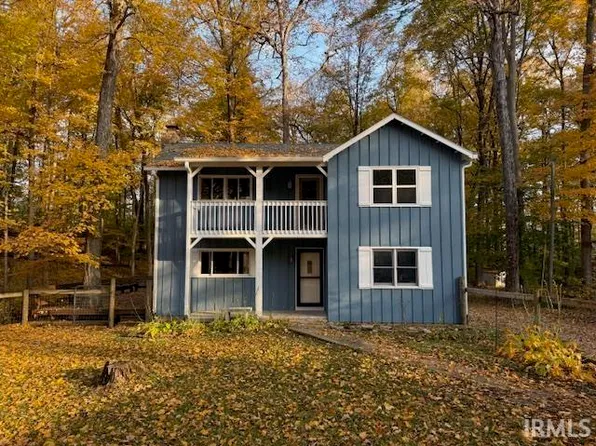 3988 W Walcott Ln, Bloomington, IN 47404