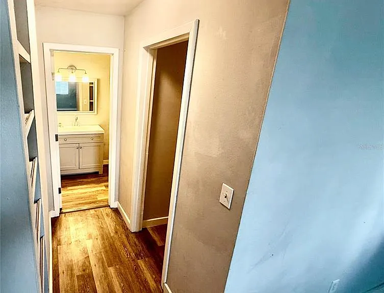 6519 W Newberry Rd #812 — Photo 15