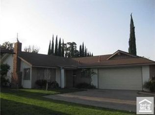 2302 S Artesia St, Santa Ana, CA 92704