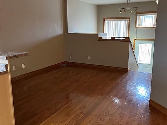 2nd image of 1116 Settlers St