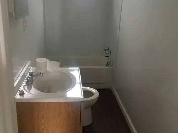 754 Broughton St APT 3, Pittsburgh, PA 15213