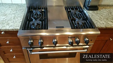 Rented by ZealEstate Group Inc