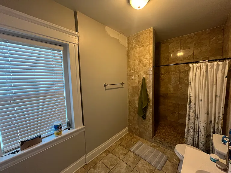 33 Hamilton Park #B — Photo 9