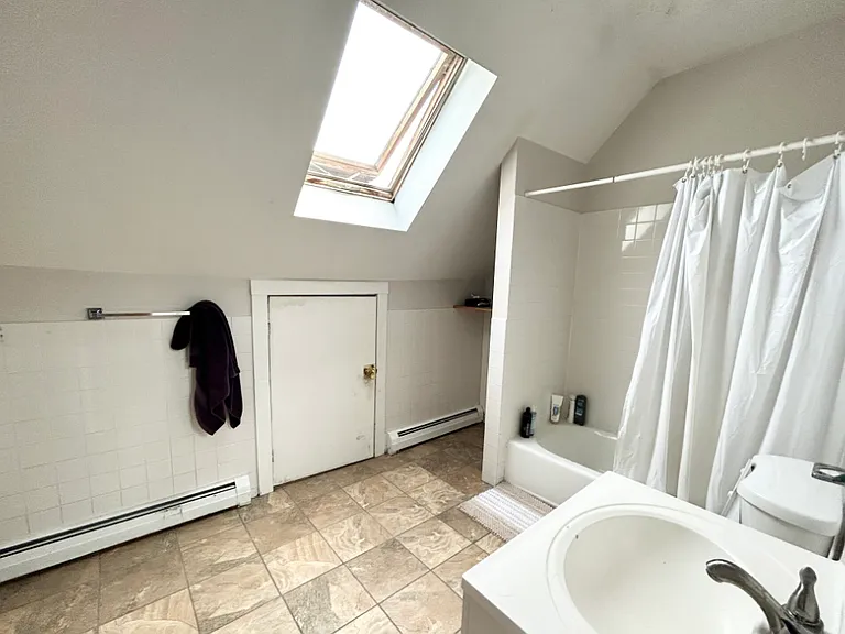 72 Calumet St #3F — Photo 9