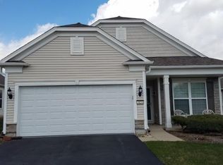3124 Comstock Ct, Mundelein, IL 60060