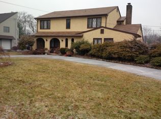 45 Van Doren Ave, Somerset, NJ