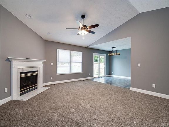 4th image of 151 Clearbrook Dr