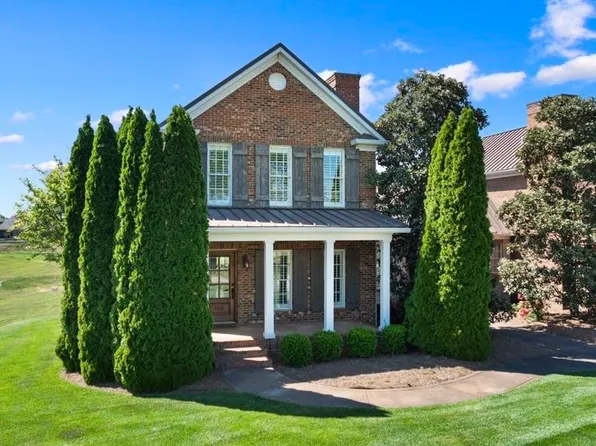 354 Club Ct, Bowling Green, KY 42103