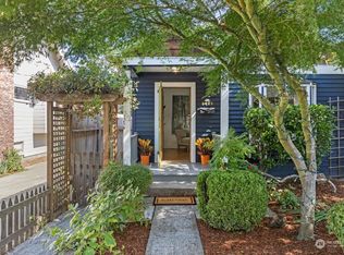 3422 40th Ave SW, Seattle, WA 98116