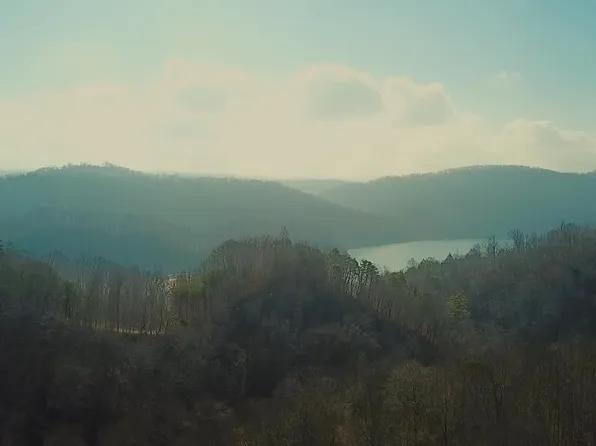 142 Whistle Valley Rd, New Tazewell, TN 37825